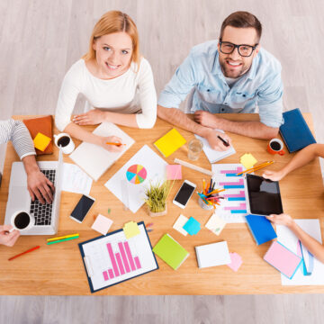 Sorridi, sei al lavoro