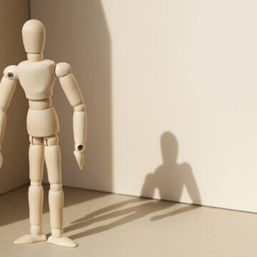 Meno robot, più persone