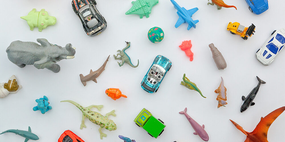 Generazione giocattoli rotti