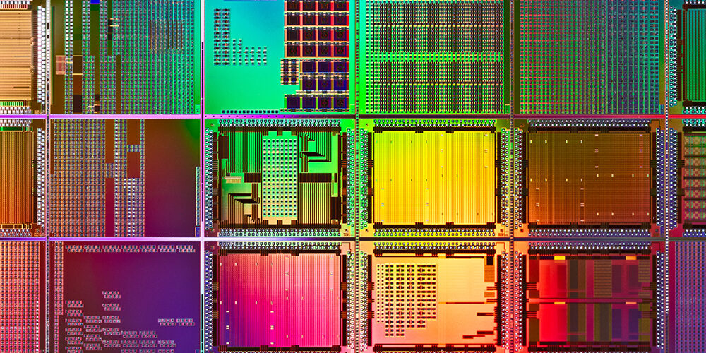 La società del consumismo al bivio dell’IA