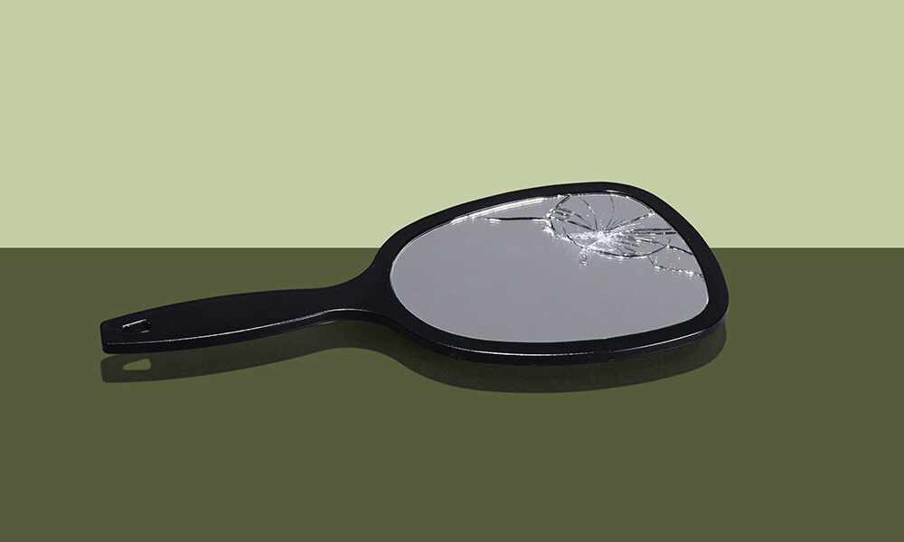 Narcisismo oggi: come riconoscere una società che si guarda troppo