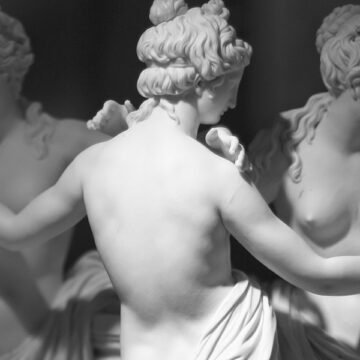 L’era della perfezione estetica