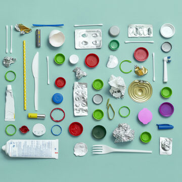 Sei consigli per difenderci dalla plastica