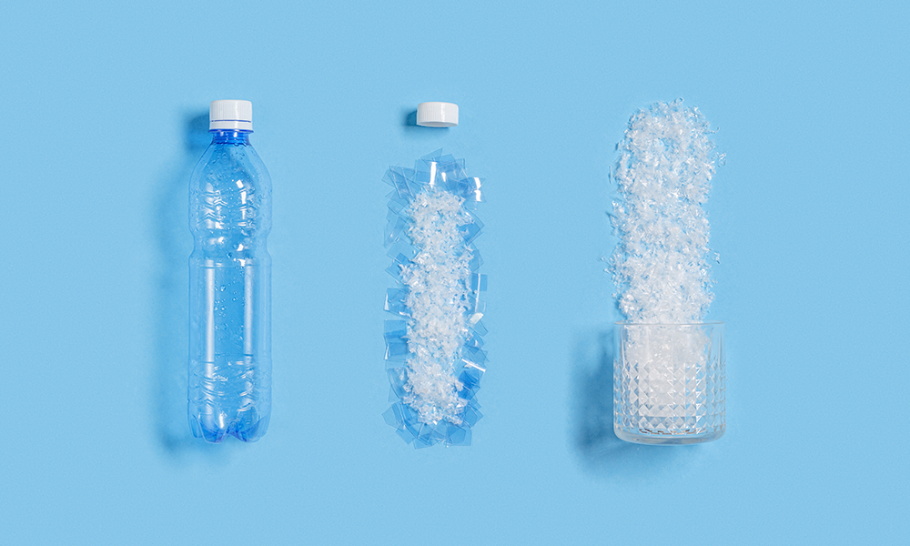 Microplastiche nell’acqua in bottiglia: cosa c’è di vero?