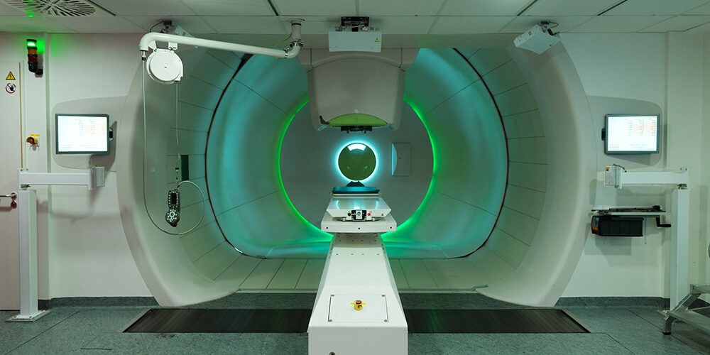 Intelligenza artificiale e sanità: come l’AI sta già trasformando diagnosi, cure e assistenza