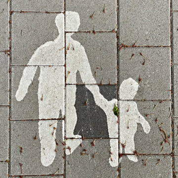 Genitori millennials: crescere figli in tempi incerti