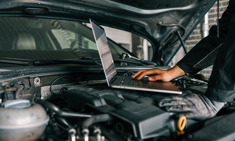 Perché le auto moderne sono diventate più difficili da riparare