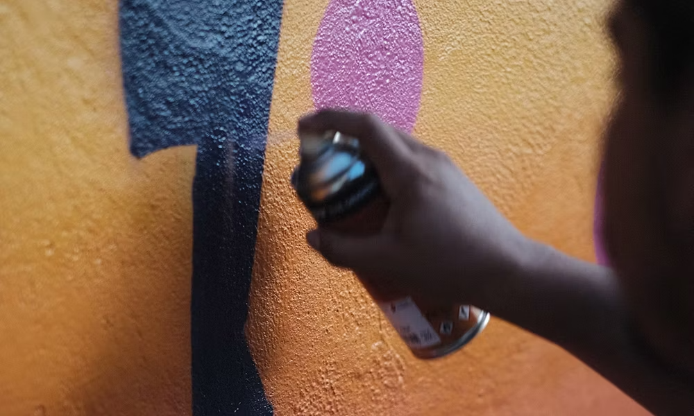 Murales mangia-smog: l’arte urbana che ripulisce l’aria